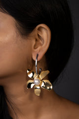 Metallic Gold flower style Danglers