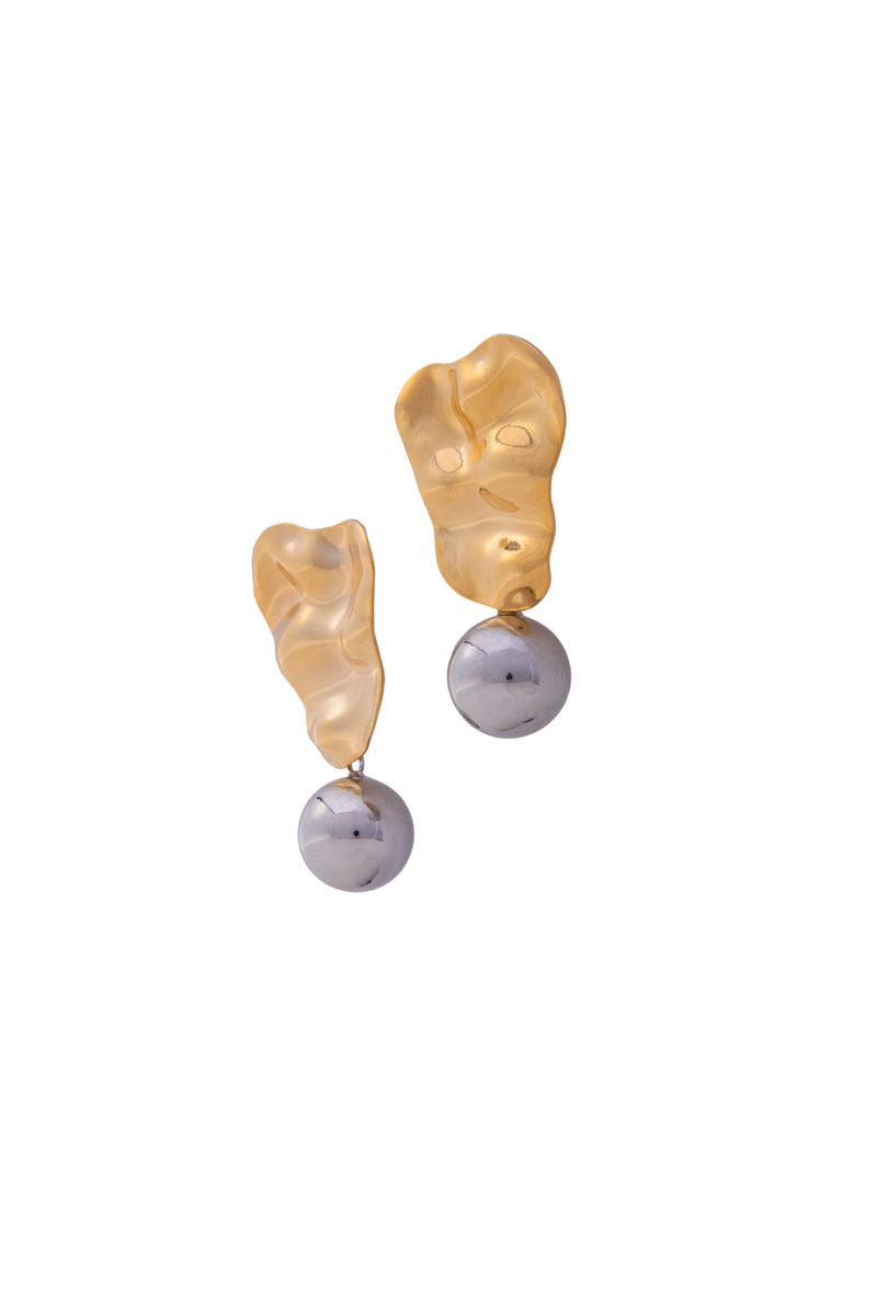 Leaf style Metalic Pearl Danglers